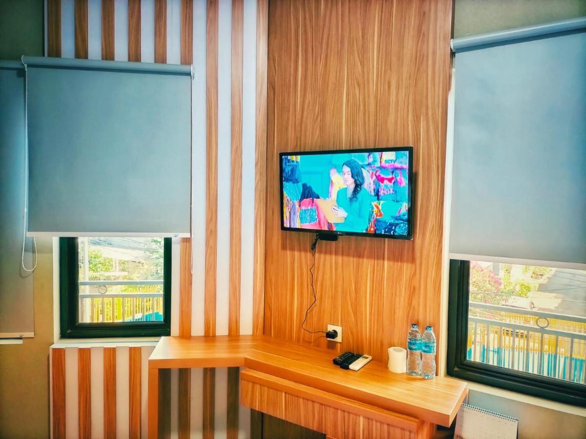 Cozy Residence Tomang Dżakarta Zewnętrze zdjęcie