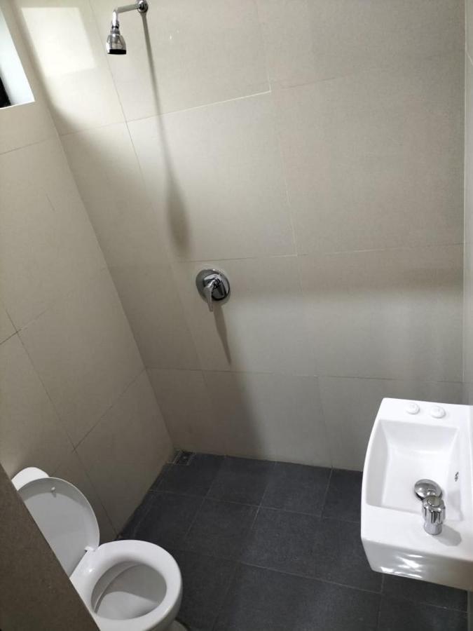 Cozy Residence Tomang Dżakarta Zewnętrze zdjęcie